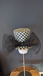 Houndstooth Topper Black & White Limited Edition