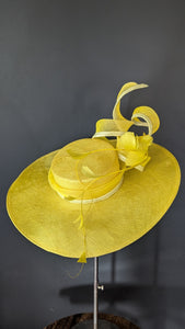 Sunny Sunshine Yellow Wide Brim