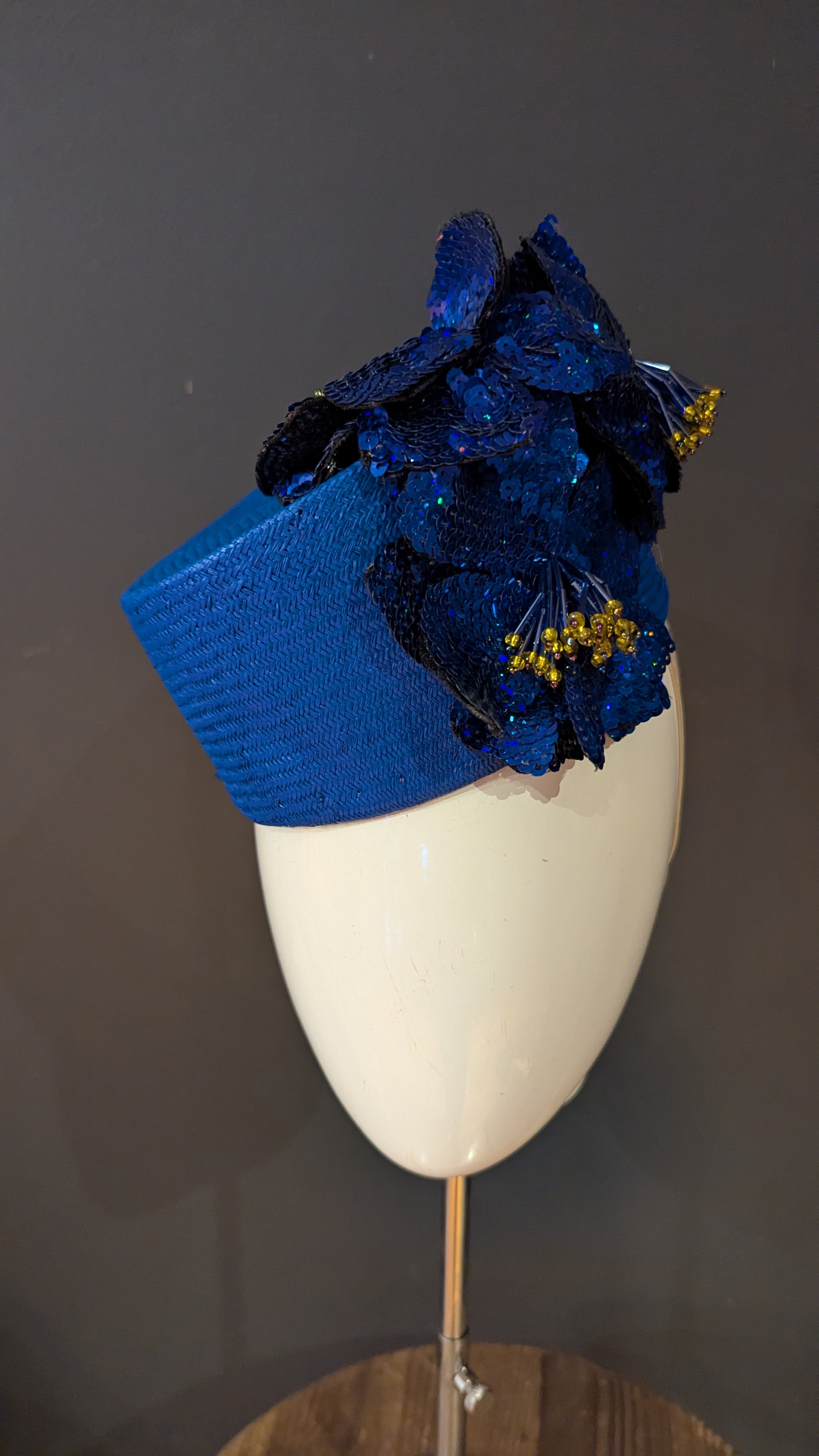 Everest Royal Blue Iridescent Floral Cocktail