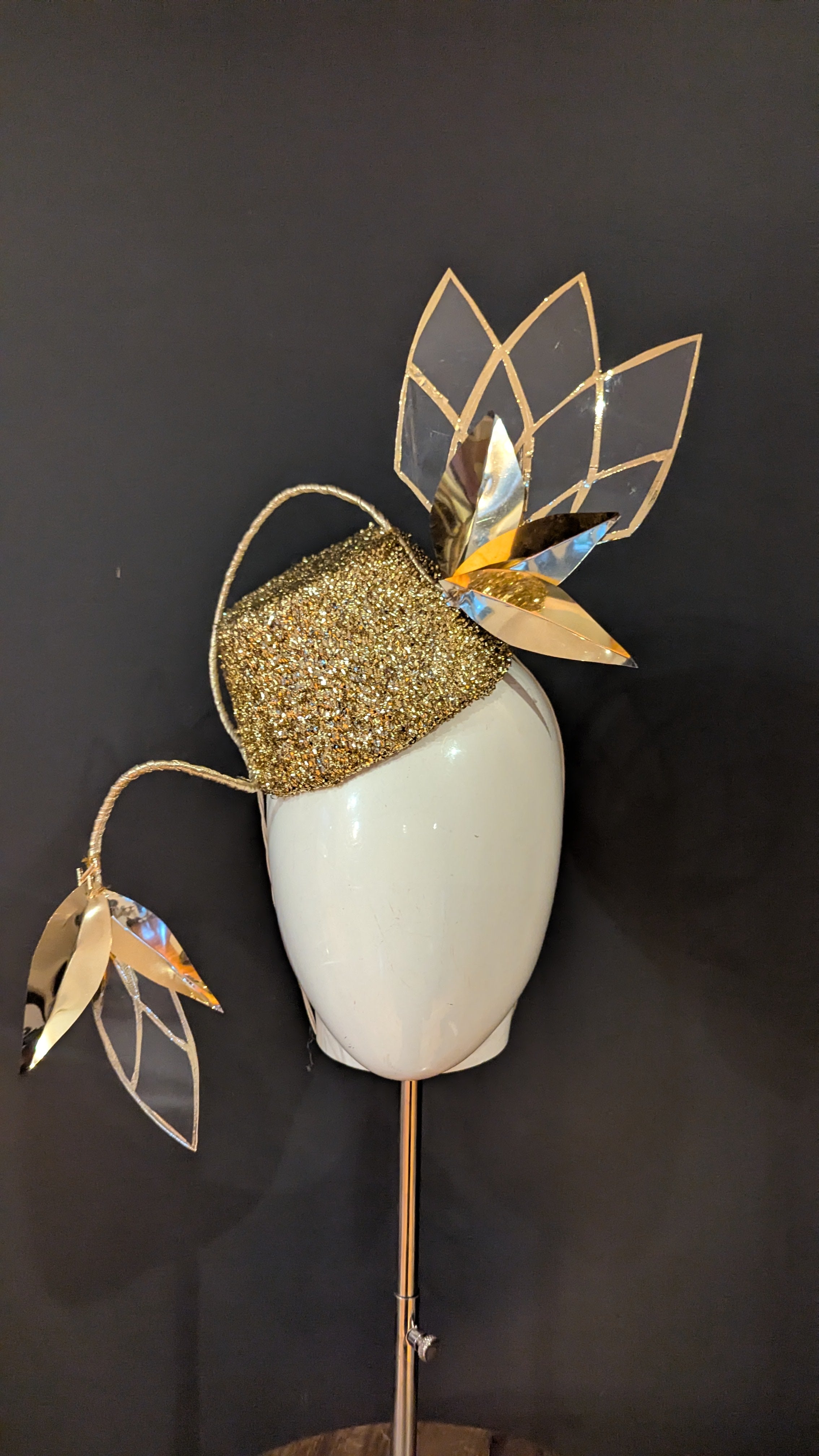 Golden Art Deco Sparkle Cocktail
