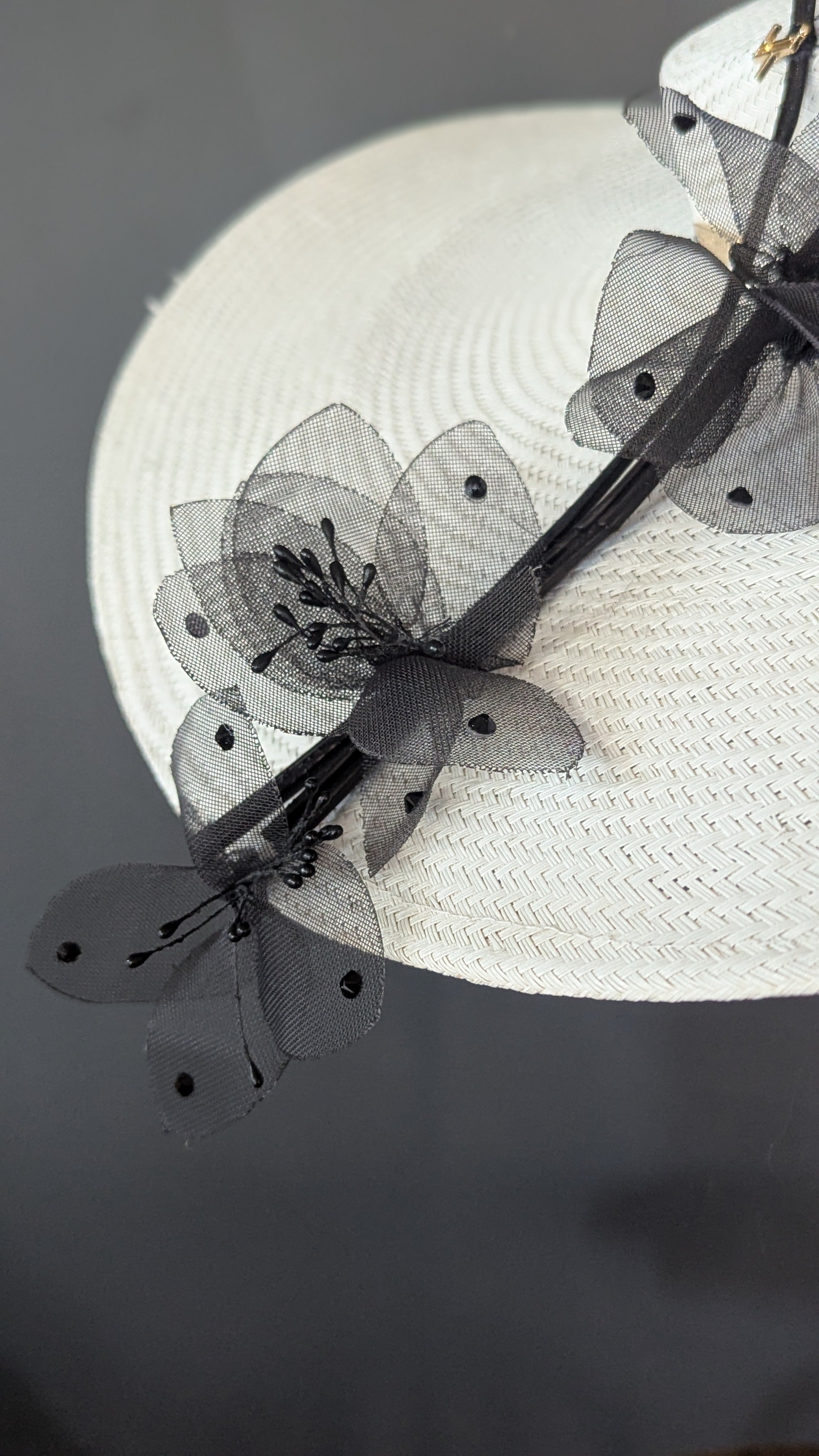 Derby Glamour Swept Wide Brim