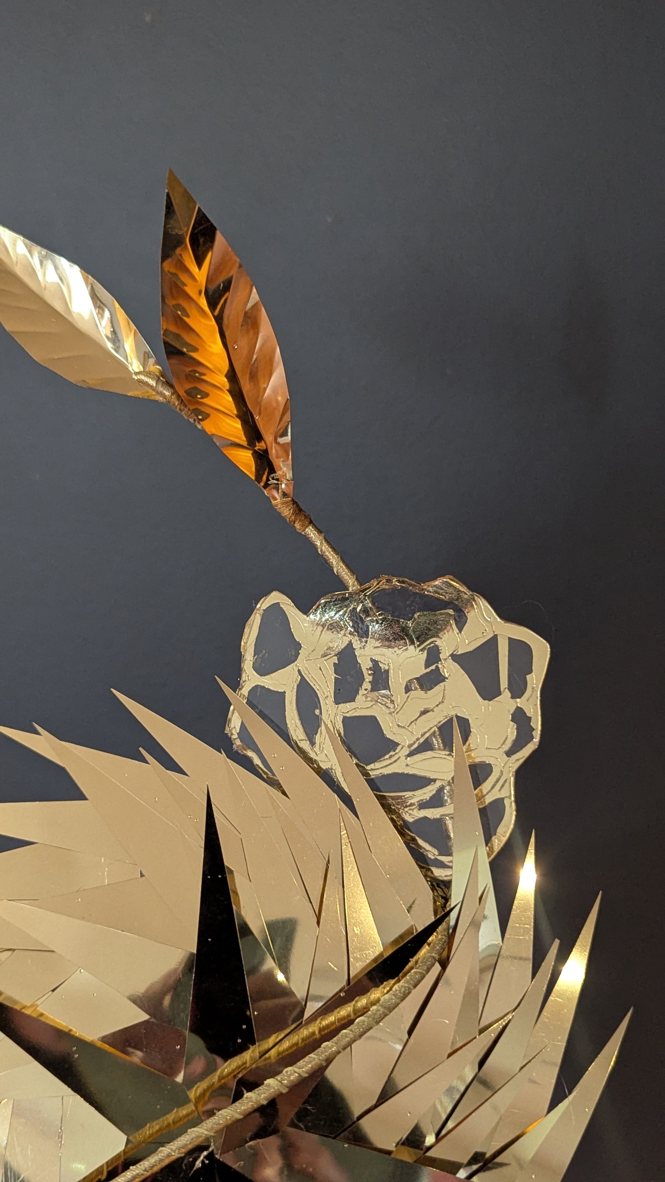Golden Rose Shimmer Percher