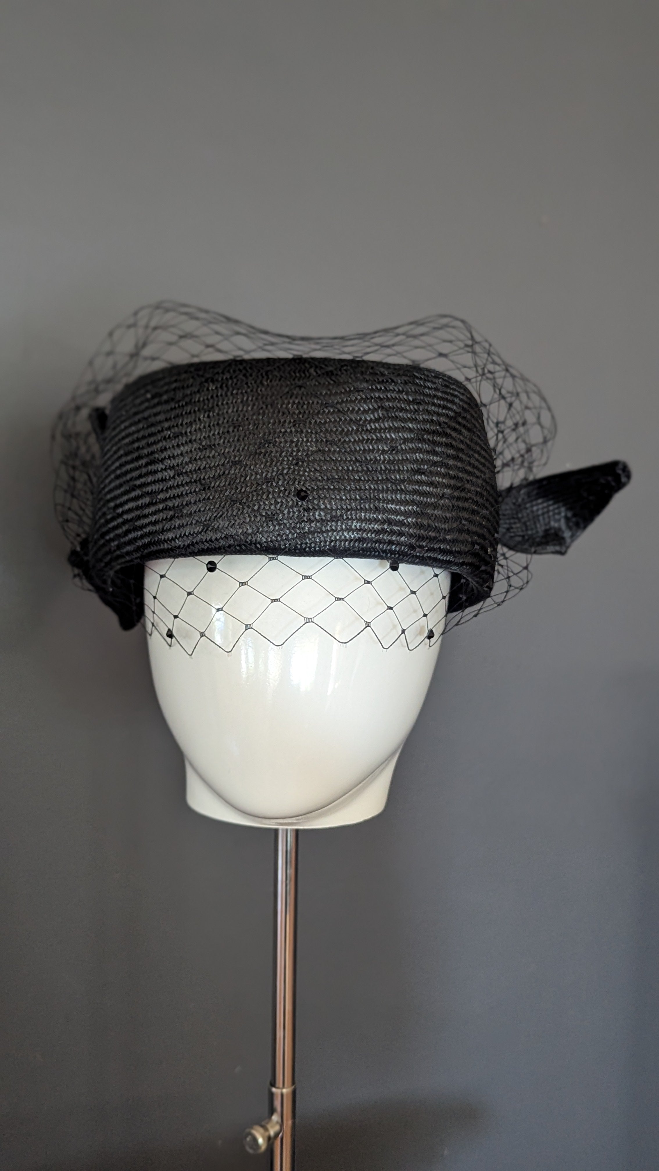 Black Abstract Bow Pillbox