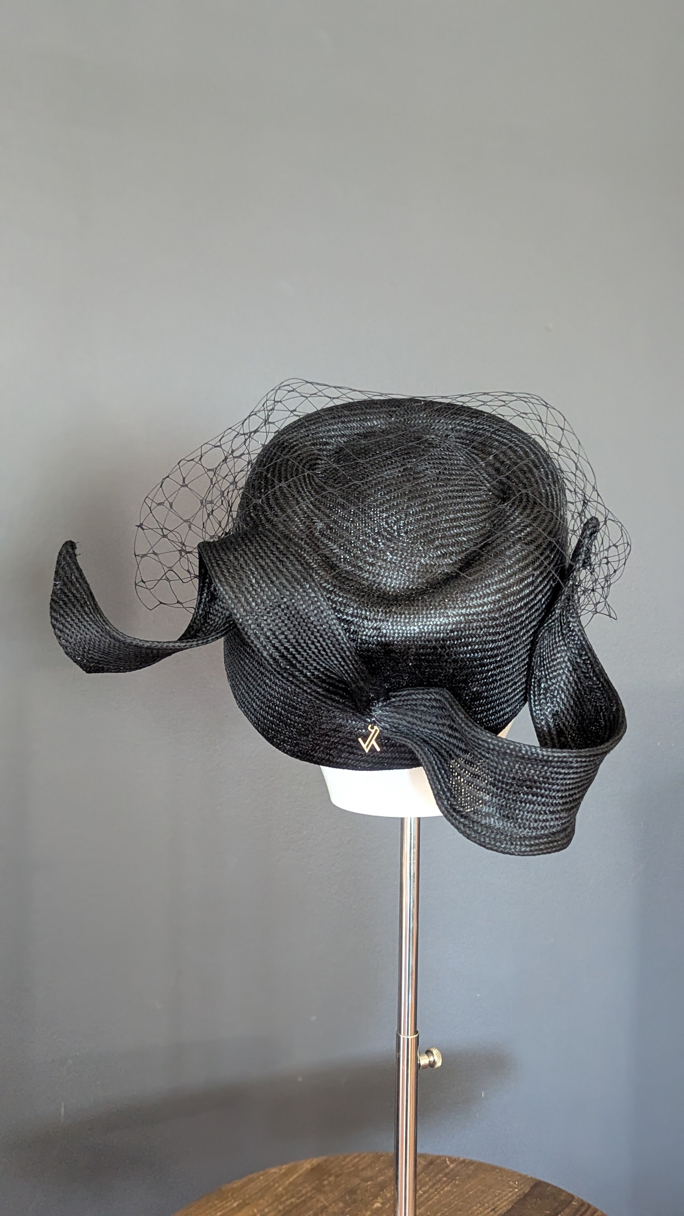 Black Abstract Bow Pillbox