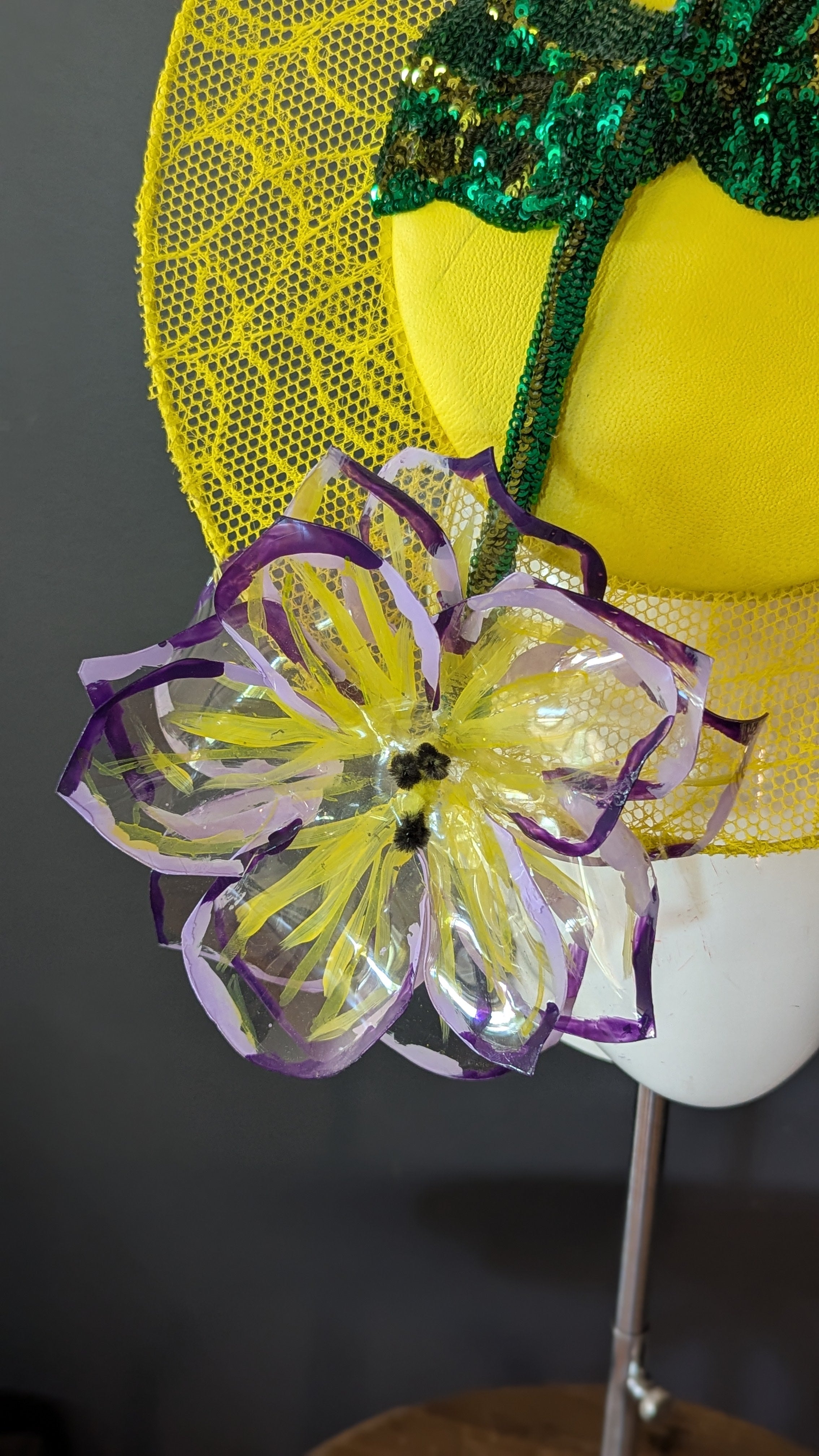 The Iris Bright Yellow & Lilac  Percher